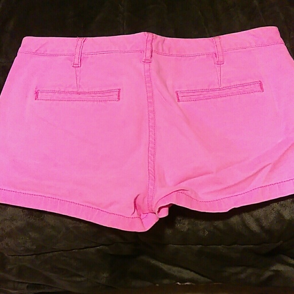 Shorts - Picture 3 of 3